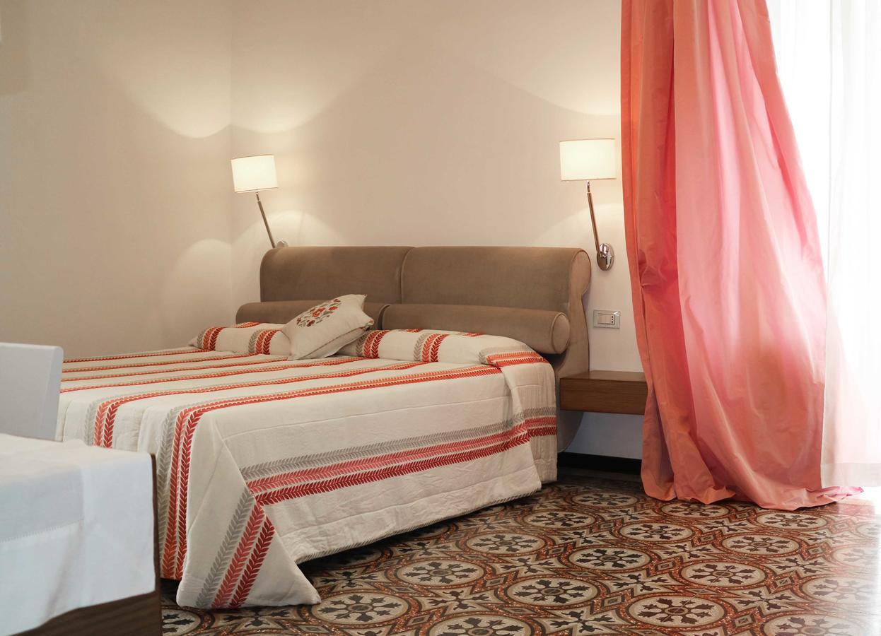 Palazzo Dei Concerti Bed and Breakfast Torre Annunziata Exteriör bild